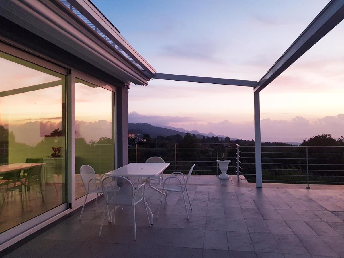 Design Villa In ピエディモンテ・エトネーオ エクステリア 写真